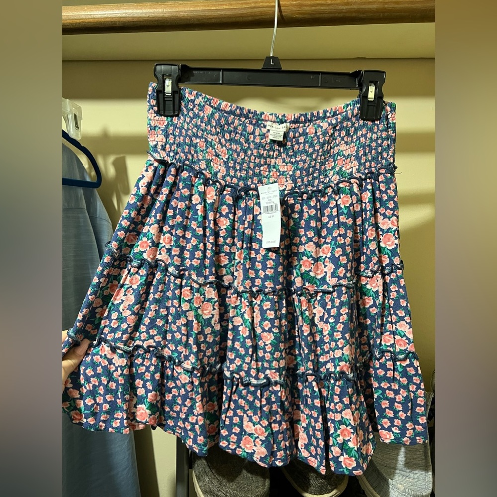 American Eagle Floral Skirt